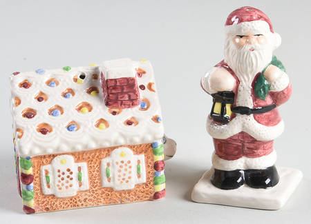 Gingerbread House Salt & Pepper Set