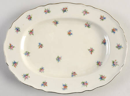 8412 (Scalloped) 11" Oval Serving Platter