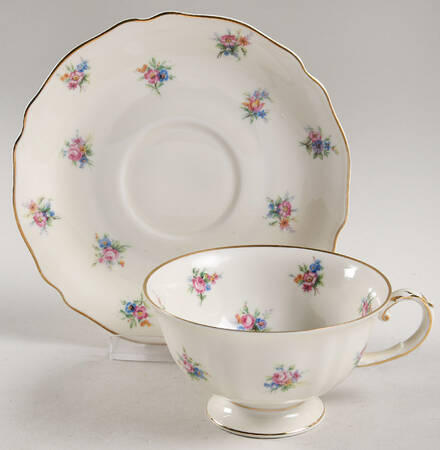 8412 (Scalloped) Footed Cup & Saucer Set by Franconia-Krautheim & Adelburg