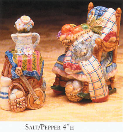 Countryside Figural Salt & Pepper Set