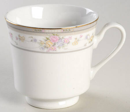 Southampton (Design on Edge) Footed Cup