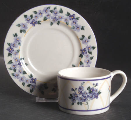 Hydrangea Flat Cup & Saucer Set