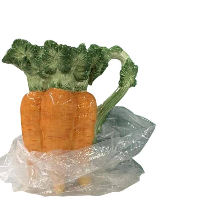 Gardening Gourmet 32 Oz Pitcher
