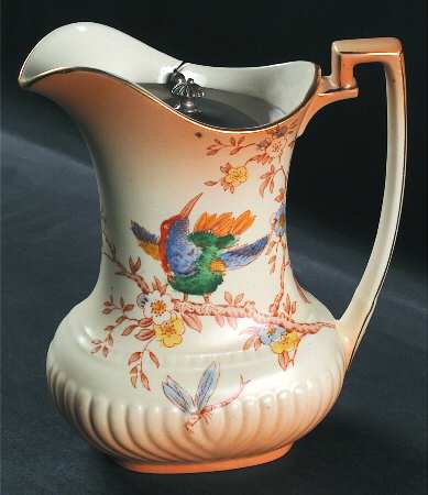 Peel 16 Oz Pitcher with Metal Lid