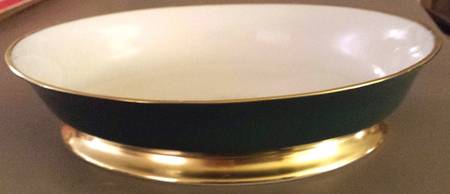 Sylvan-California Spanish Green 9" Oval Vegetable Bowl
