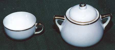 Victoria Sugar Bowl & Lid