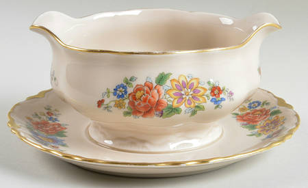 FRF4 Gravy Boat with Attached Underplate