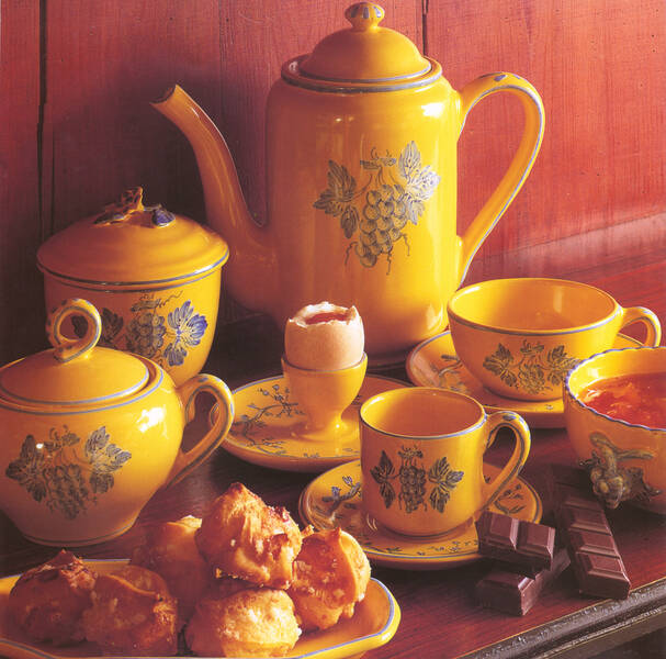 Raisins Bleus Coffee Pot & Lid