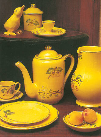Mirabelle Coffee Pot & Lid