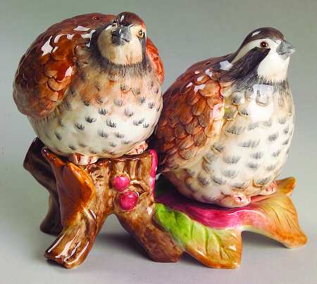 Huntington Salt & Pepper Set w/Base