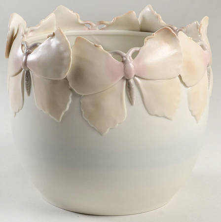 Elegant Butterflies 7" Cachepot