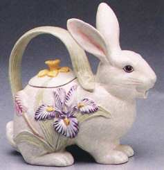 Bunny Garden Teapot & Lid