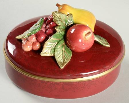 Renaissance Large Oval Box & Lid