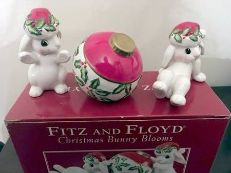 Christmas Bunny Blooms Bunny Tumbler Set