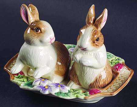 Botanical Bunny Figural Salt and Pepper Tray Set