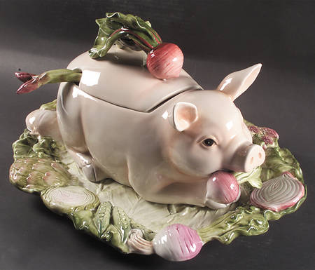 French Market Tureen & Lid w/Ladle & Underplate