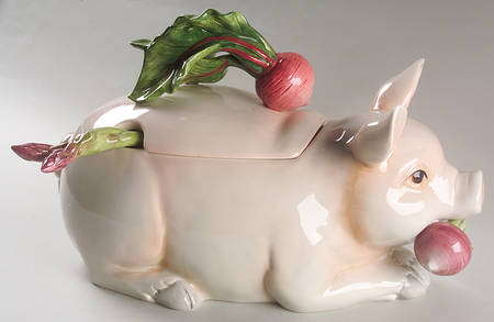 French Market Tureen & Lid w/Ladle