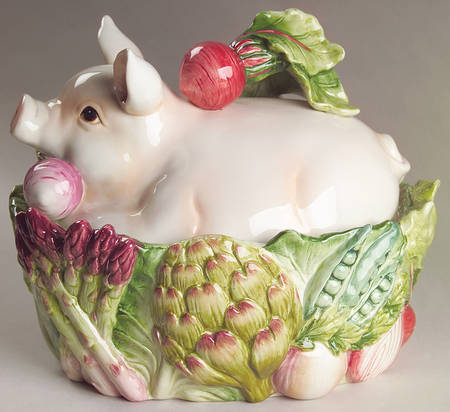 French Market Oval Covered Vegetable