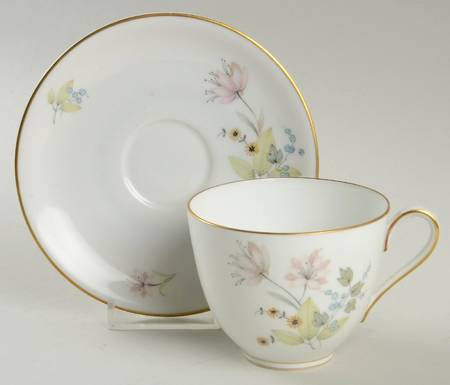 Hermosa (Gold Trim) Footed Cup & Saucer Set