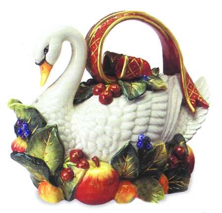 Holiday Swan Teapot & Lid