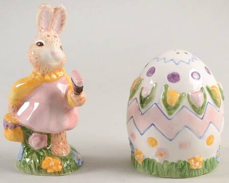 Egg Spress Painting Salt & Pepper Set