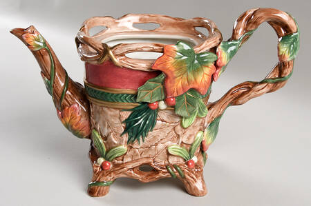 Christmas Lodge Teapot No Lid
