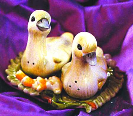 Floral Swan (3 Pc) Salt & Pepper Tray Set