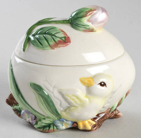 Garden Rhapsody Candlebox with Lid