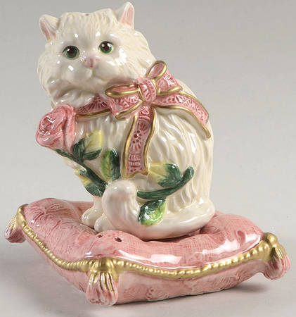 Kittens & Roses Figural Salt & Pepper Set