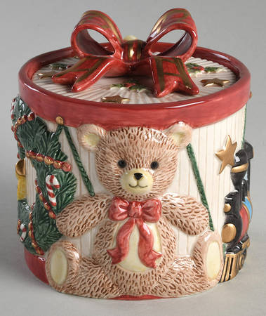 Toy Wreath Round Box & Lid