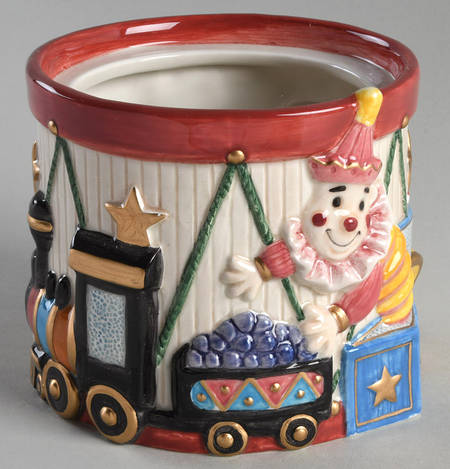 Toy Wreath Round Box No Lid
