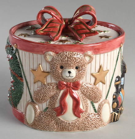 Toy Wreath by Fitz &amp; Floyd