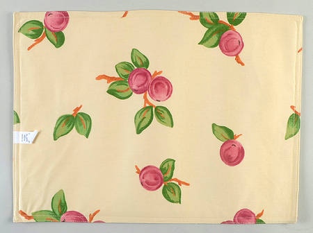 Apple (China,  Apple Backstamp) Cloth Placemat