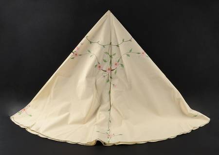 Desert Rose (China) 66" Round Tablecloth