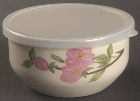 Desert Rose (China) Bowl-Metal 5 3/4" with Plastic Lid