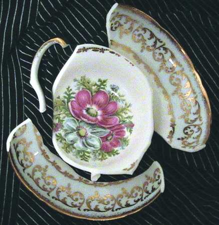 3895 Footed Cup