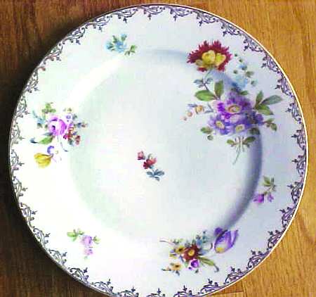 FRA33 Dinner Plate