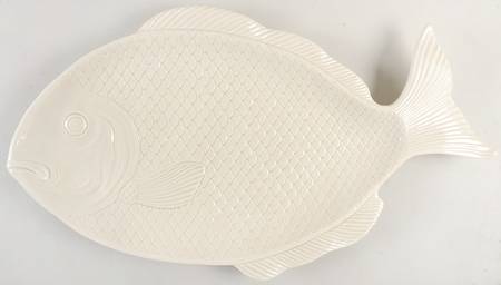 Fish (Ivory and White Backgrounds) 23" Fish Platter