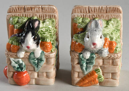 Bountiful Bunnies Figural Salt & Pepper Set
