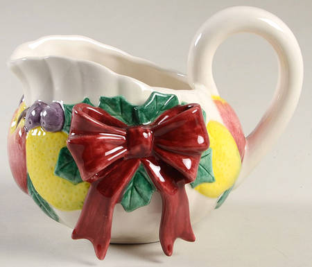Della Robbia Creamer