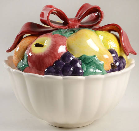 Della Robbia Candy Box & Lid