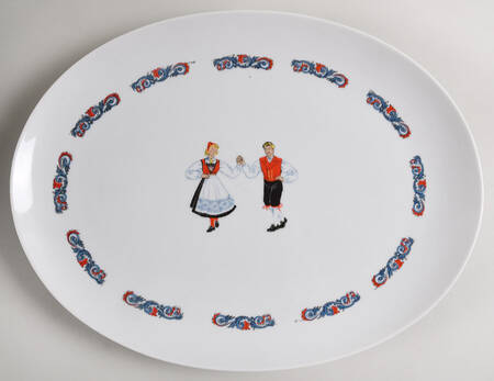 Hardanger Dancers 14" Oval Serving Platter by Figgjo (Norway)