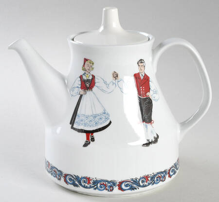 Hardanger Dancers Teapot & Lid by Figgjo (Norway)