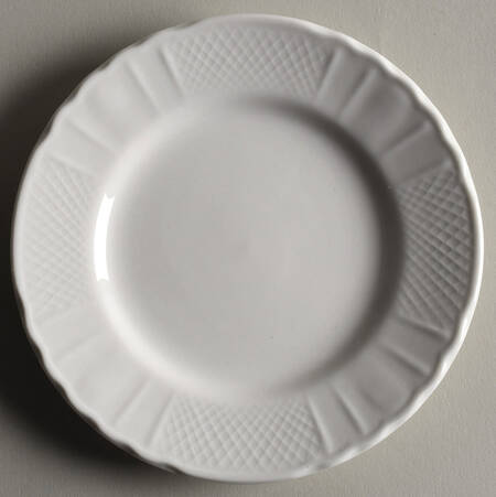 Lattice White Bread & Butter Plate by Farberware