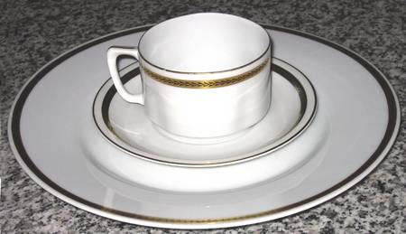 30427 Flat Cup & Saucer Set