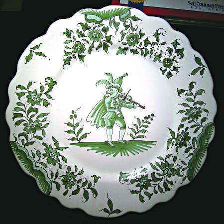 FAN41 Dinner Plate