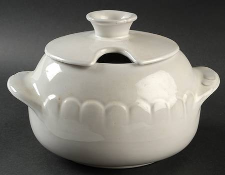 Plainsman White Sand Tureen &  Lid