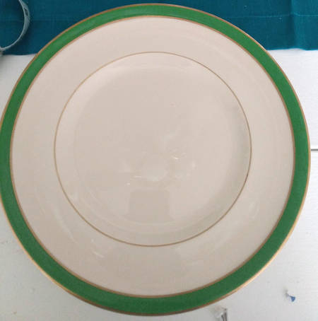 6374 (Green) Dinner Plate