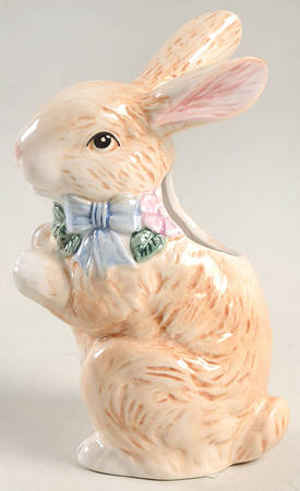 Berkshire Bunny Creamer