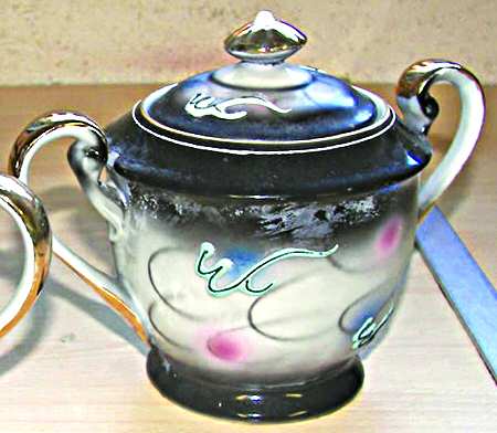 FUJ19 Sugar Bowl & Lid